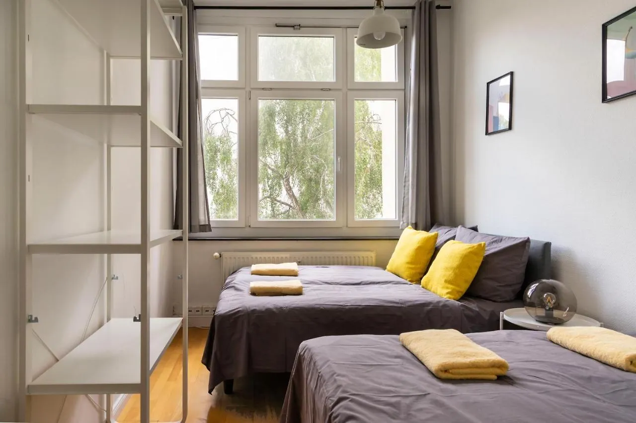 Central +3Br +Big Living Room Next To U-Station Berlin